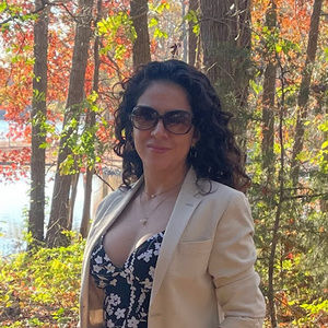 Meet your Posher, Alexandra